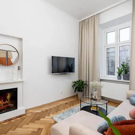 Cracow Location No:6 By Cozyplace