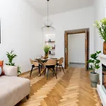 Cracow Location No:6 By Cozyplace Apartmán